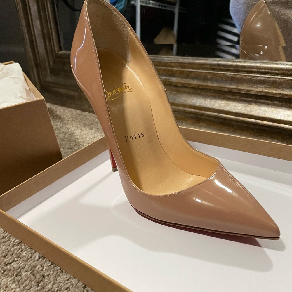 So Kate- Christian Louboutin size 37.5